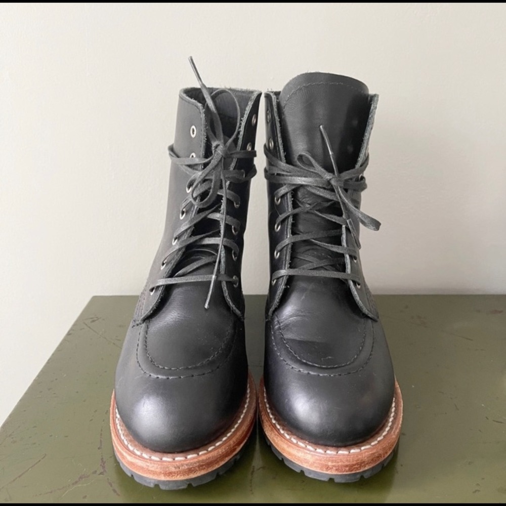 Red wing heritage women’s black Clara boots
